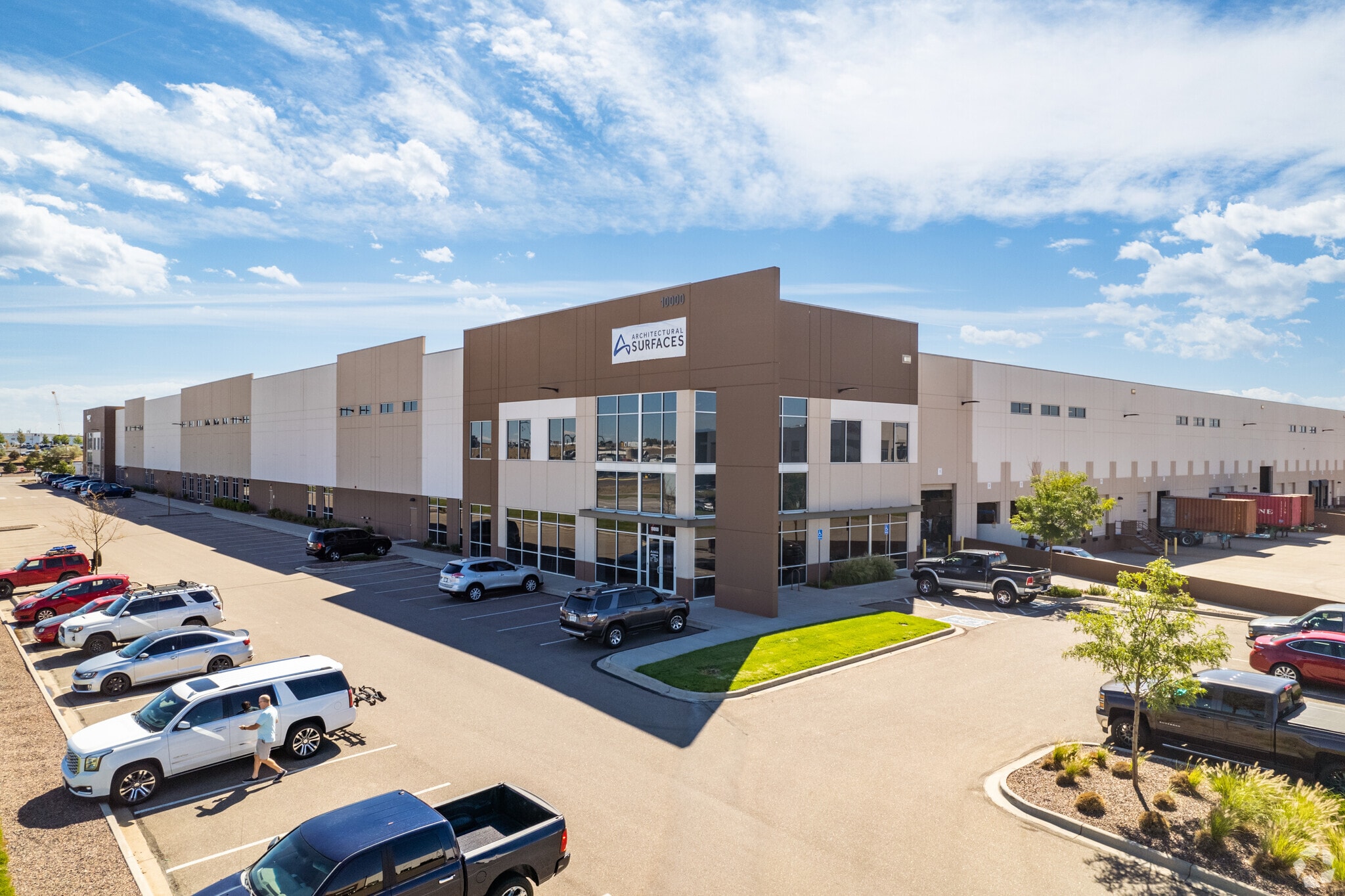 10000-10300 E 40th Ave, Denver, CO to rent Building Photo- Image 1 of 6
