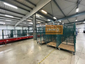 Light Industrial in Mitry-Mory to rent Interior Photo- Image 2 of 4