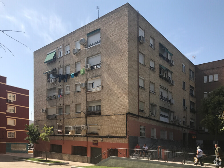 Residential in Getafe, MAD for sale - Primary Photo - Image 1 of 2