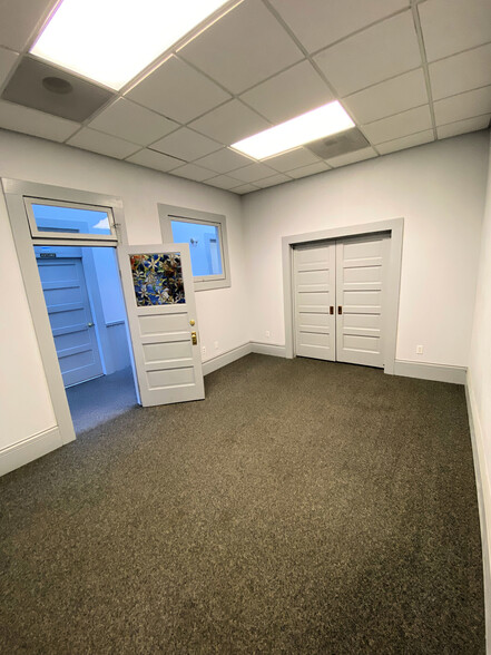 111-115 N State St, Ukiah, CA for rent - Interior Photo - Image 3 of 4