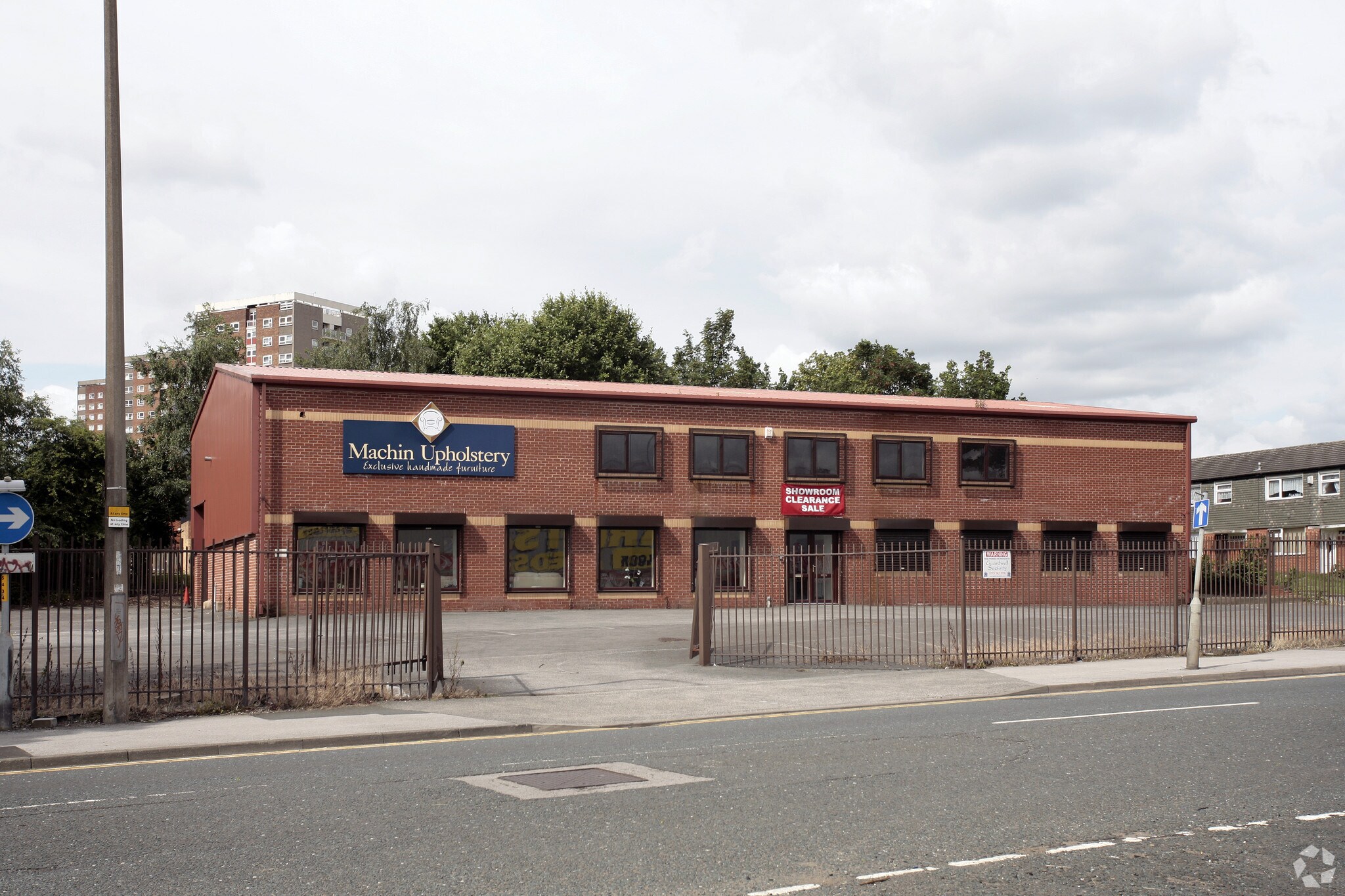 169 Meanwood Rd, Leeds for sale Primary Photo- Image 1 of 1
