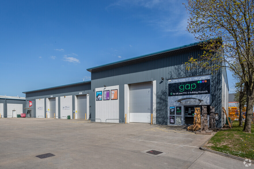 Road One, Winsford for sale - Primary Photo - Image 1 of 3