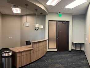 3405 E Overland Rd, Meridian, ID to rent Building Photo- Image 1 of 8