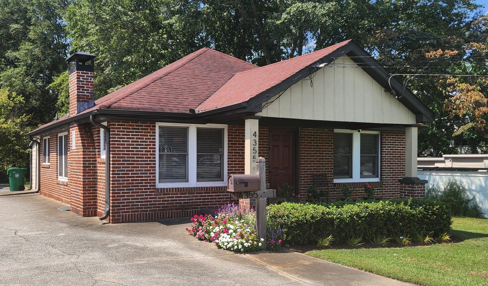 4355 Covington Hwy, Decatur, GA for rent - Building Photo - Image 1 of 9