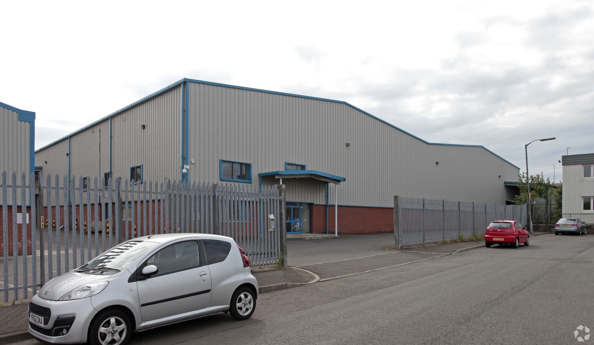 8 Ashton Rd, Rutherglen to rent Building Photo- Image 1 of 3