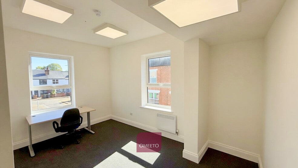 8 Portland St, Beeston to rent - Building Photo - Image 3 of 16