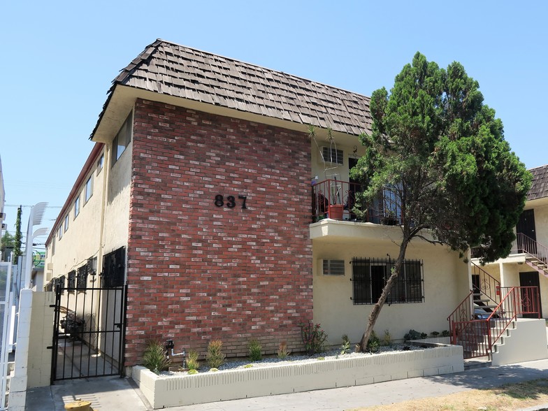 837 S Ardmore Ave, Los Angeles, CA for sale - Building Photo - Image 1 of 1