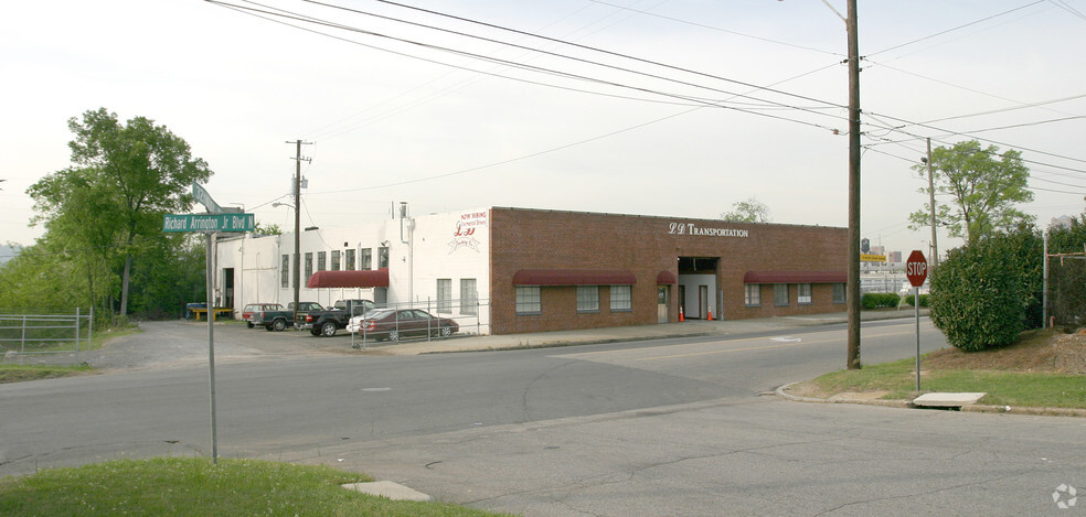 3131 Richard Arrington Jr Blvd N, Birmingham, AL for rent - Building Photo - Image 2 of 5