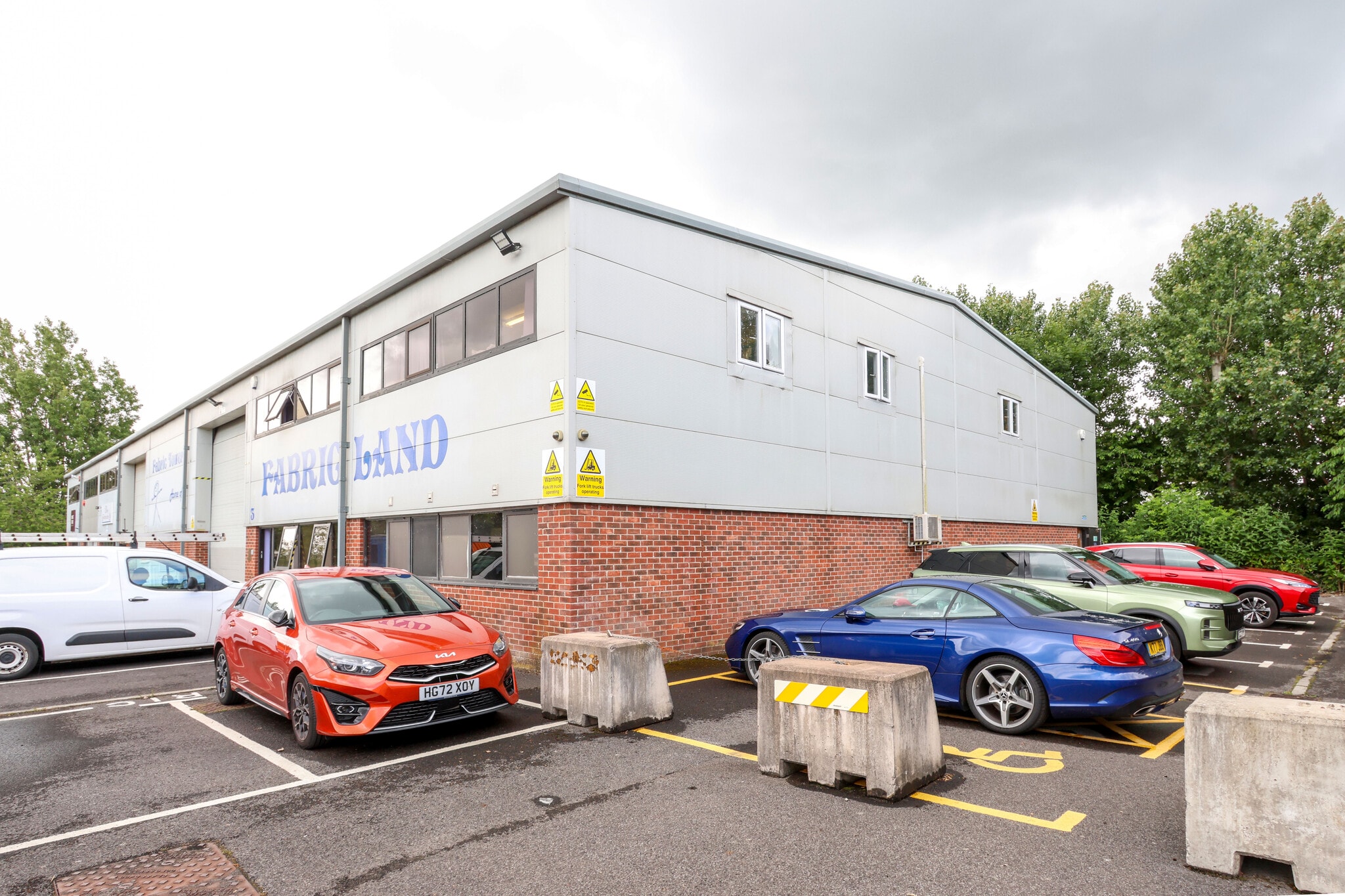 Kingfisher Park Headlands Business park, Ringwood for sale Building Photo- Image 1 of 22