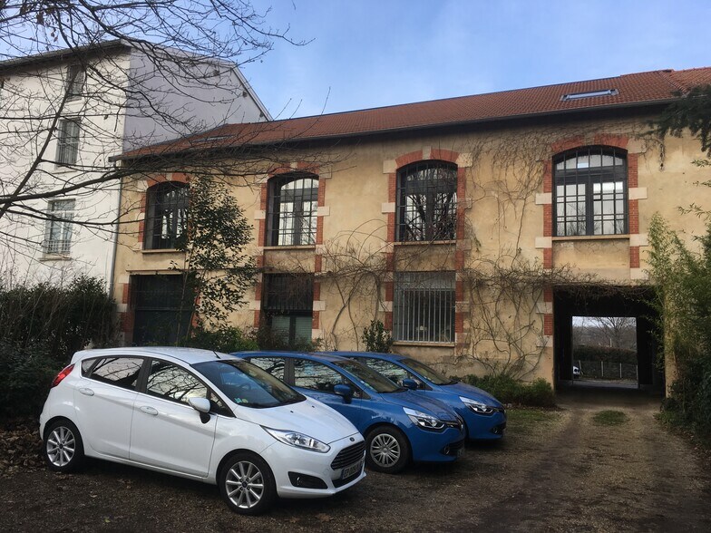 3 Chemin De Taffignon, Chaponost for sale - Building Photo - Image 3 of 14