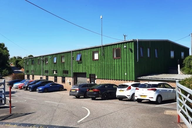 Aldermaston Rd, Basingstoke for sale Primary Photo- Image 1 of 1