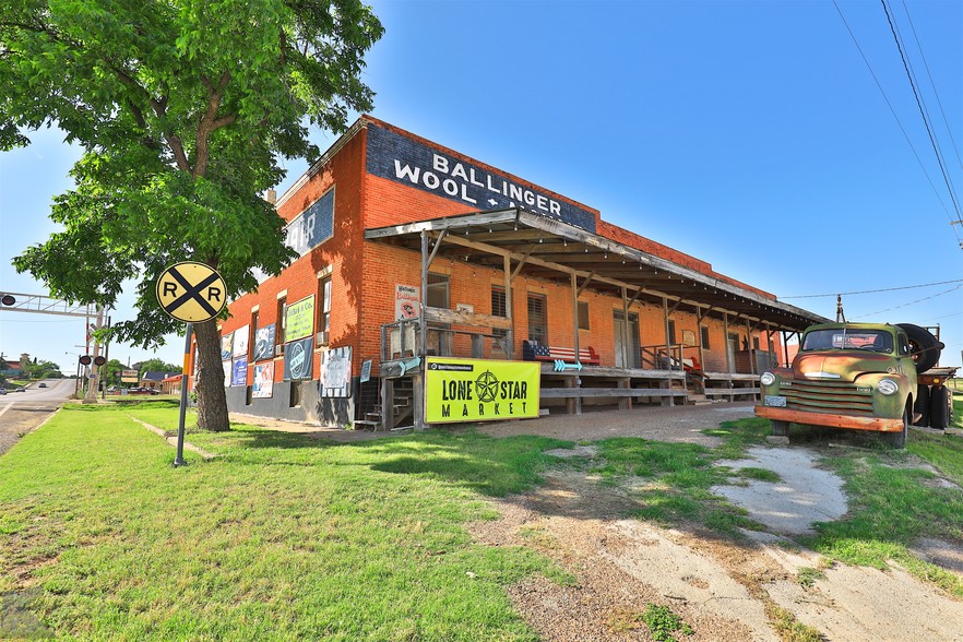 608 Railroad St, Ballinger, TX for sale - Building Photo - Image 1 of 1