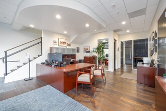 105-175 Foss Creek Cir, Healdsburg, CA for rent Building Photo- Image 1 of 8