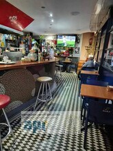 Retail in Barcelona, Barcelona to rent Interior Photo- Image 2 of 5