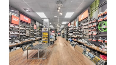 48-50 South St, Romford to rent Interior Photo- Image 2 of 8