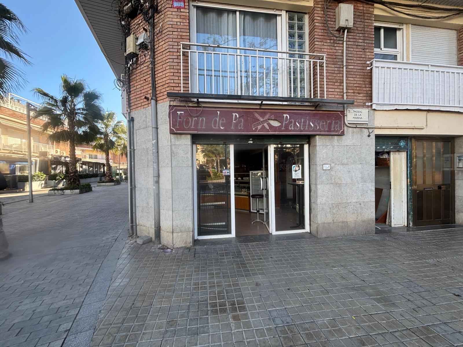 Retail in Castelldefels, Barcelona to rent Interior Photo- Image 1 of 13