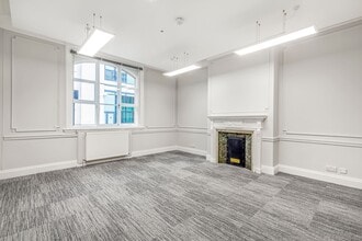1 Duchess St, London to rent Interior Photo- Image 2 of 8