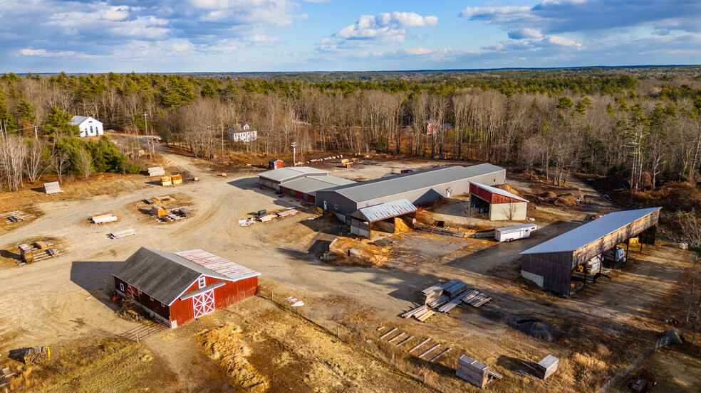 668 Hollis Rd, Hollis Center, ME for sale - Primary Photo - Image 1 of 70