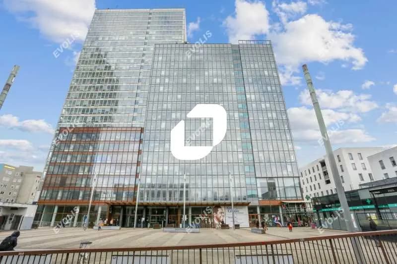 Office in Montreuil to rent Building Photo- Image 1 of 20