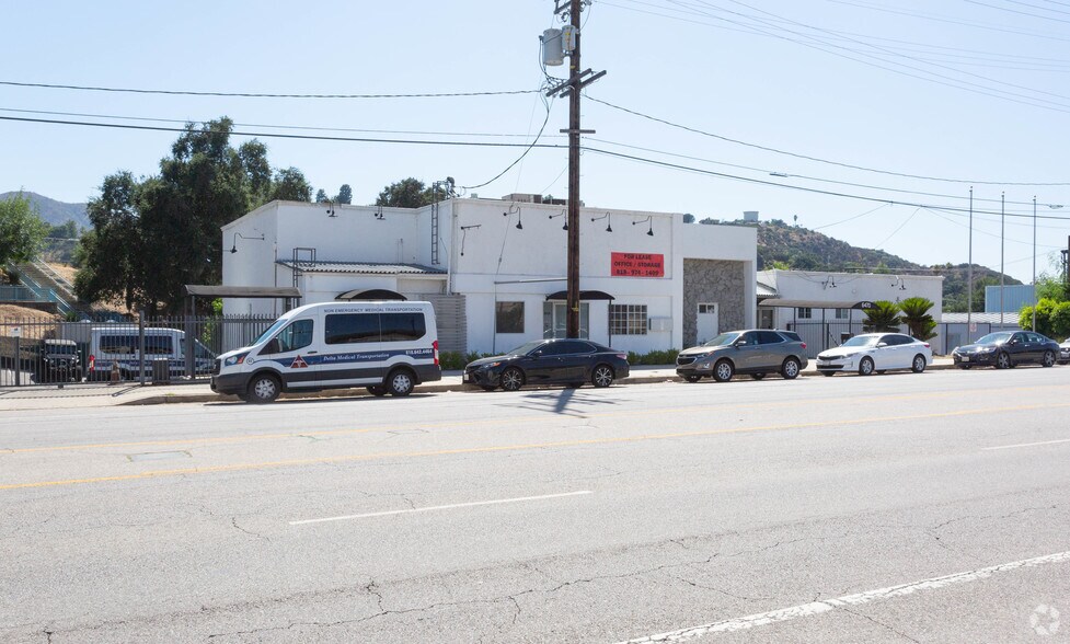 6470 Foothill Blvd, Tujunga 91042 UK