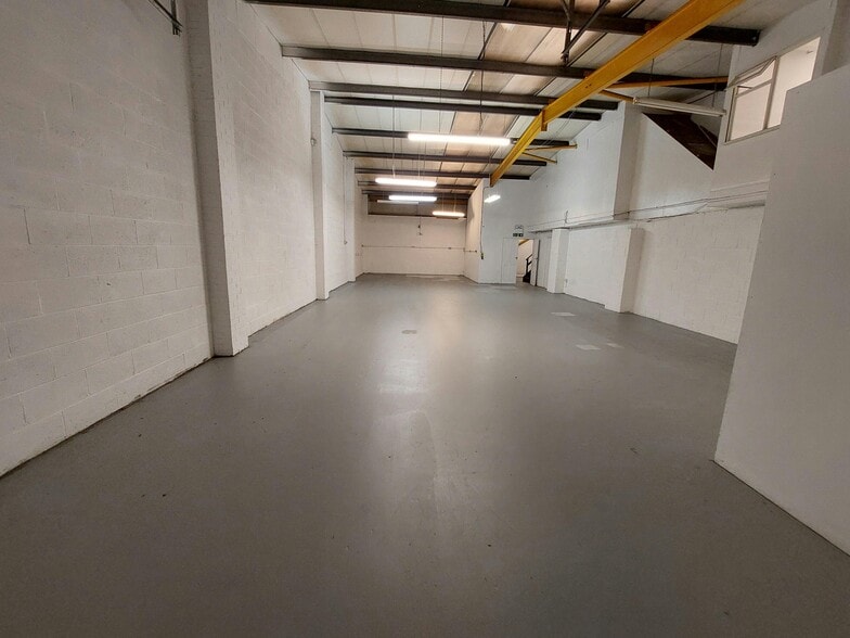 Bawtry Rd, Doncaster to rent - Building Photo - Image 3 of 15