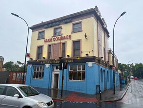 388 New Cross Rd, London to rent Building Photo- Image 2 of 7