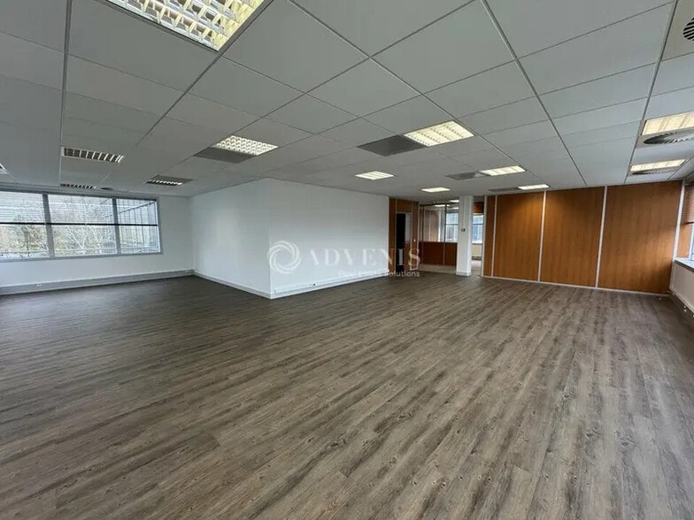 Office in Villepinte to rent - Interior Photo - Image 3 of 8