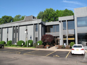 1173 Pittsford Victor Rd, Pittsford, NY for rent Building Photo- Image 1 of 5