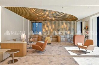 7 Allee De L'Arche, Courbevoie to rent Interior Photo- Image 2 of 13