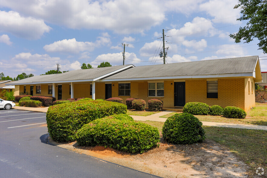 1005 Elberta Rd, Warner Robins, GA for sale - Primary Photo - Image 1 of 1