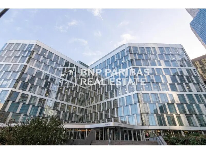 Office in Courbevoie to rent Building Photo- Image 1 of 18