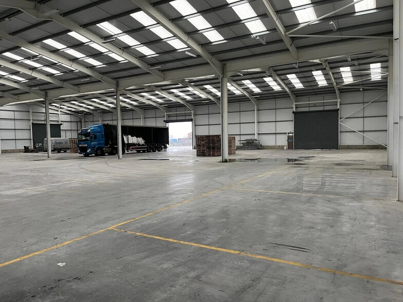 Unit 28A Harpur Hill Business Park, Buxton to rent - Building Photo - Image 3 of 26