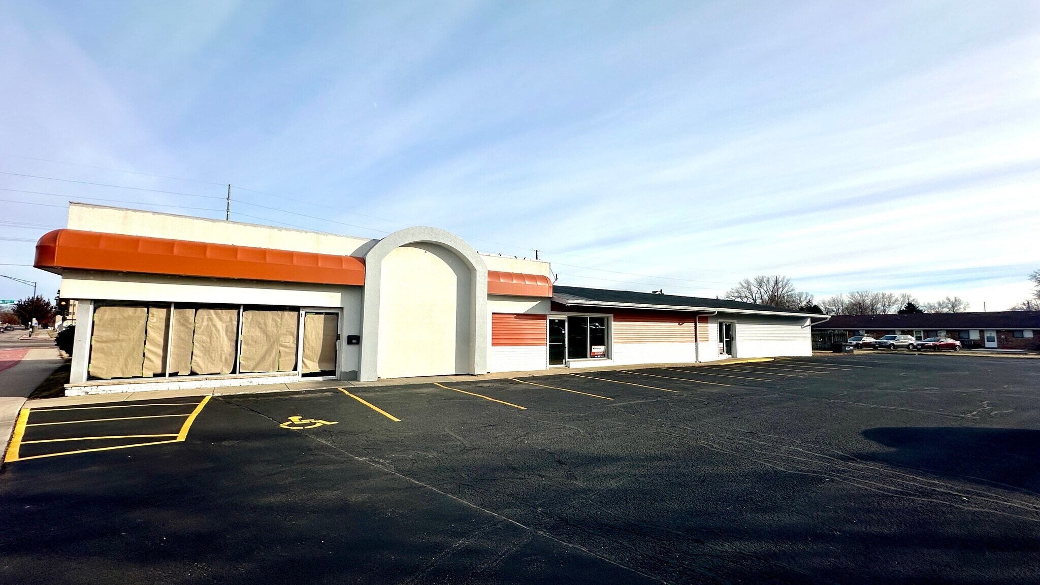815 W Main St, Sun Prairie, WI to rent Building Photo- Image 1 of 11