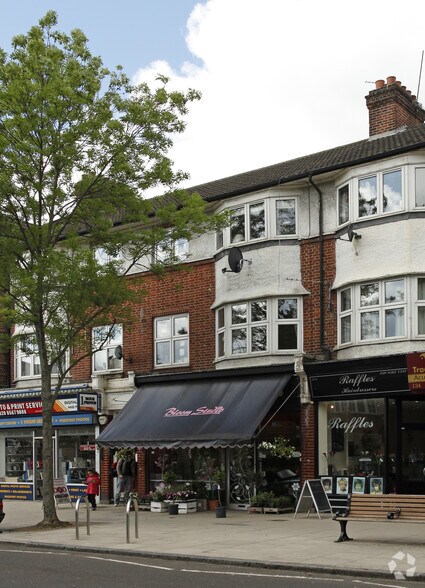 136 South Ealing Rd, London for sale - Primary Photo - Image 1 of 1