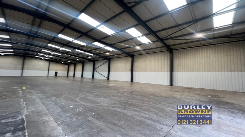 Aspley Close, Wolverhampton to rent Interior Photo- Image 1 of 3