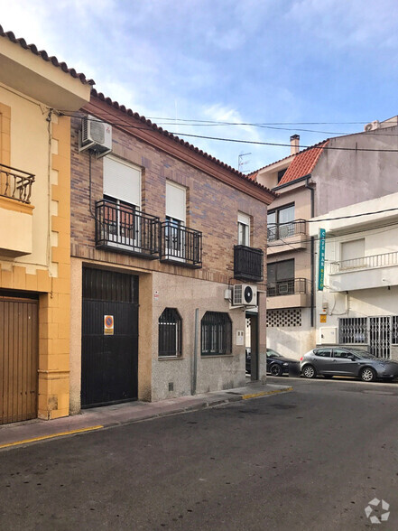 Calle Illescas, 28, Yuncos, Toledo for sale - Building Photo - Image 2 of 2