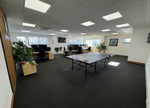 East Horton Knowle Ln, Eastleigh to rent Interior Photo- Image 2 of 2