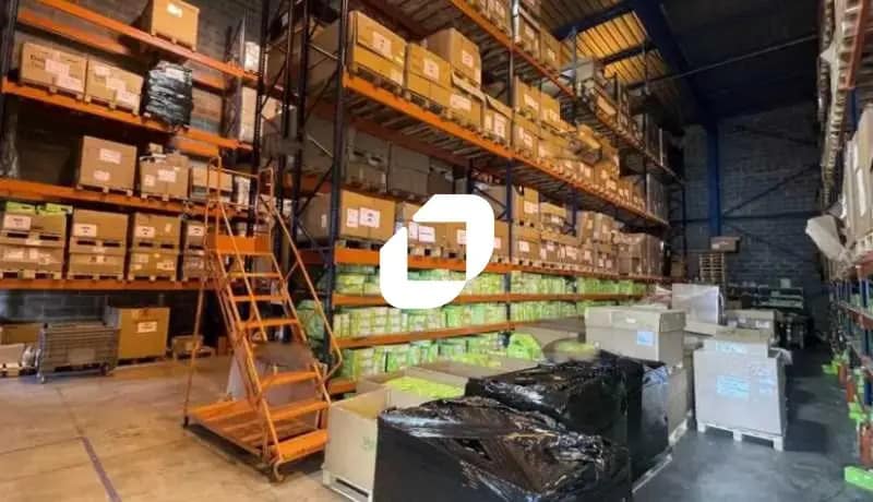 Light Industrial in Gennevilliers to rent - Interior Photo - Image 3 of 3