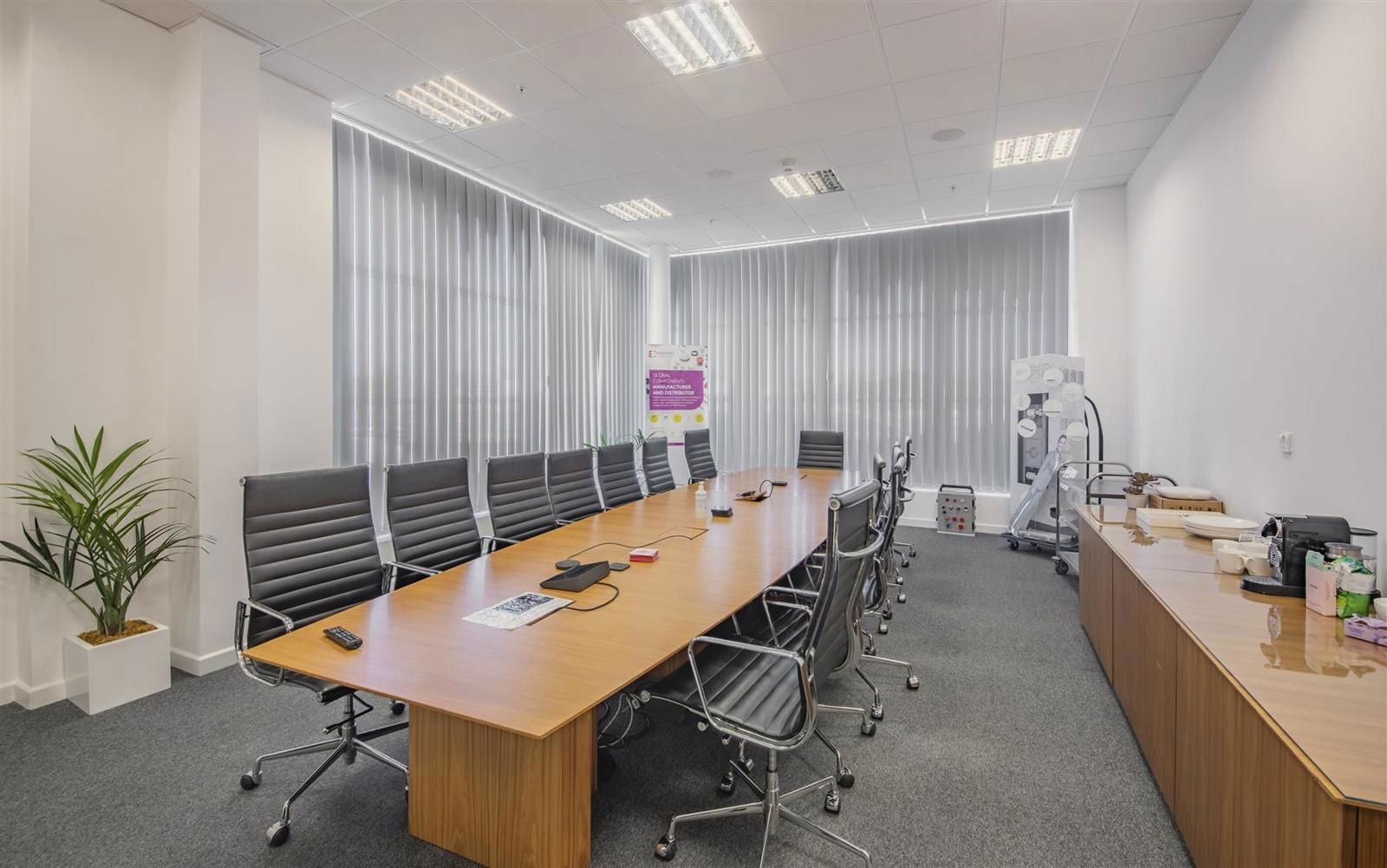 Langford Locks, Kidlington to rent Interior Photo- Image 1 of 4