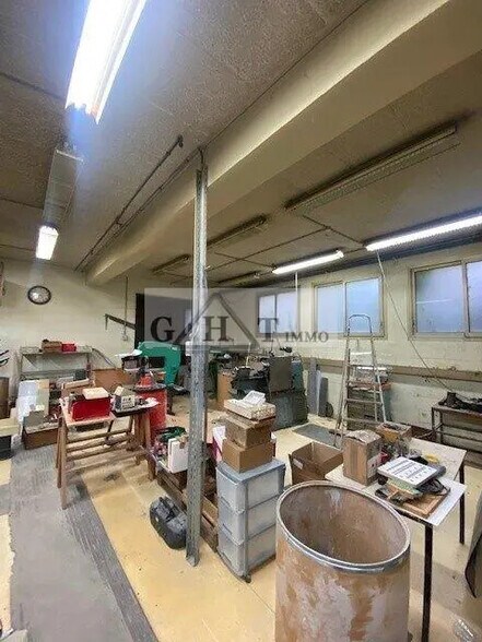 Light Industrial in Romainville for sale - Interior Photo - Image 2 of 14