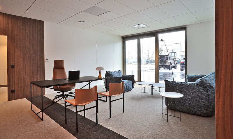 Office in Chassieu for sale - Interior Photo - Image 2 of 8