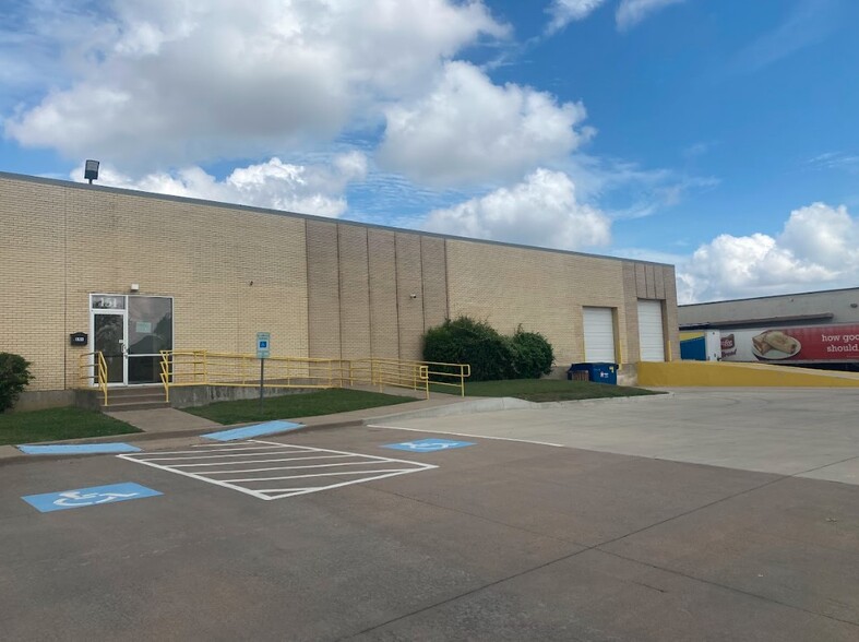 721 N Great Southwest Pky, Arlington, TX for rent - Building Photo - Image 1 of 12