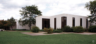 More details for 755 Huehl Rd, Northbrook, IL - Office for Rent