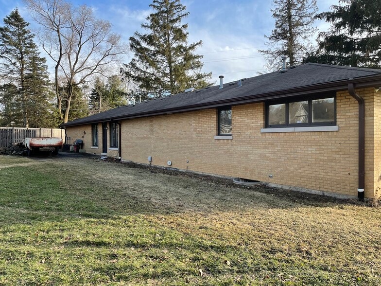 25W710 75th Street, Naperville, IL for sale - Building Photo - Image 3 of 12