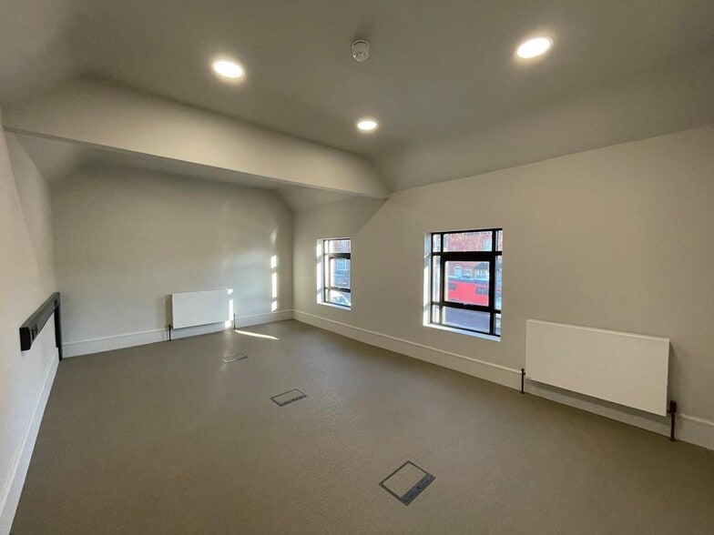 23 Albert St, Newcastle to rent - Building Photo - Image 3 of 11
