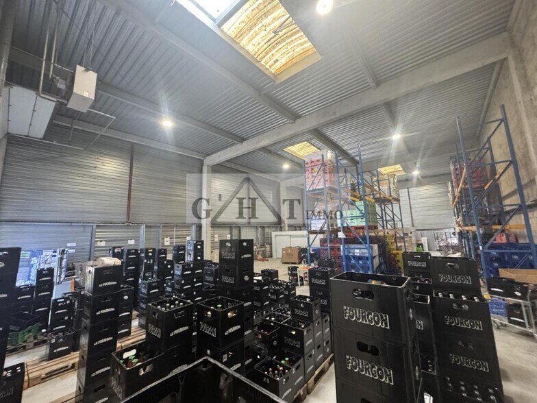 Industrial in Boissy-Saint-Léger to rent - Interior Photo - Image 2 of 3
