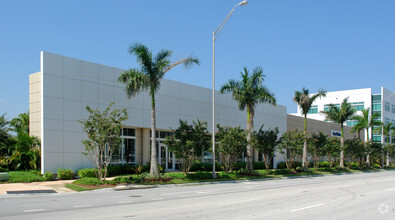 3313-3353 N University Dr, Coral Springs, FL for rent Building Photo- Image 1 of 4