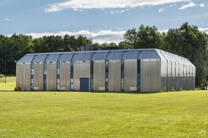 Northumbrian Way, Newcastle Upon Tyne to rent - Building Photo - Image 2 of 4