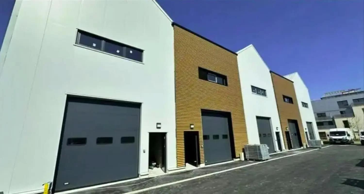 Industrial in Bagnolet to rent Building Photo- Image 1 of 7