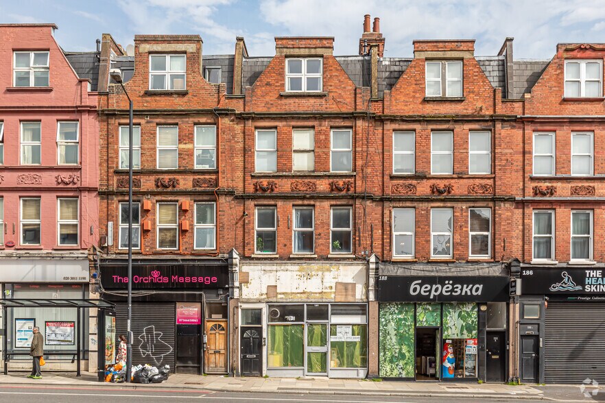 190 Finchley Rd, London for sale - Primary Photo - Image 1 of 1